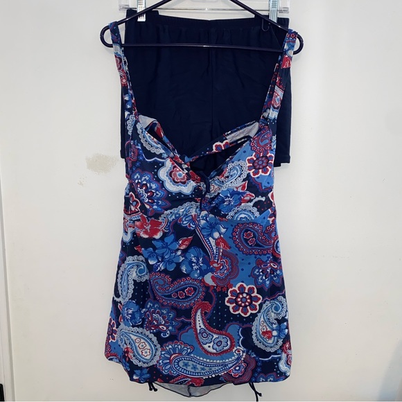 Septangle 26W 2 Piece Tankini Plus Size Swimsuit with Built in Bra and Shorts - Picture 3 of 10